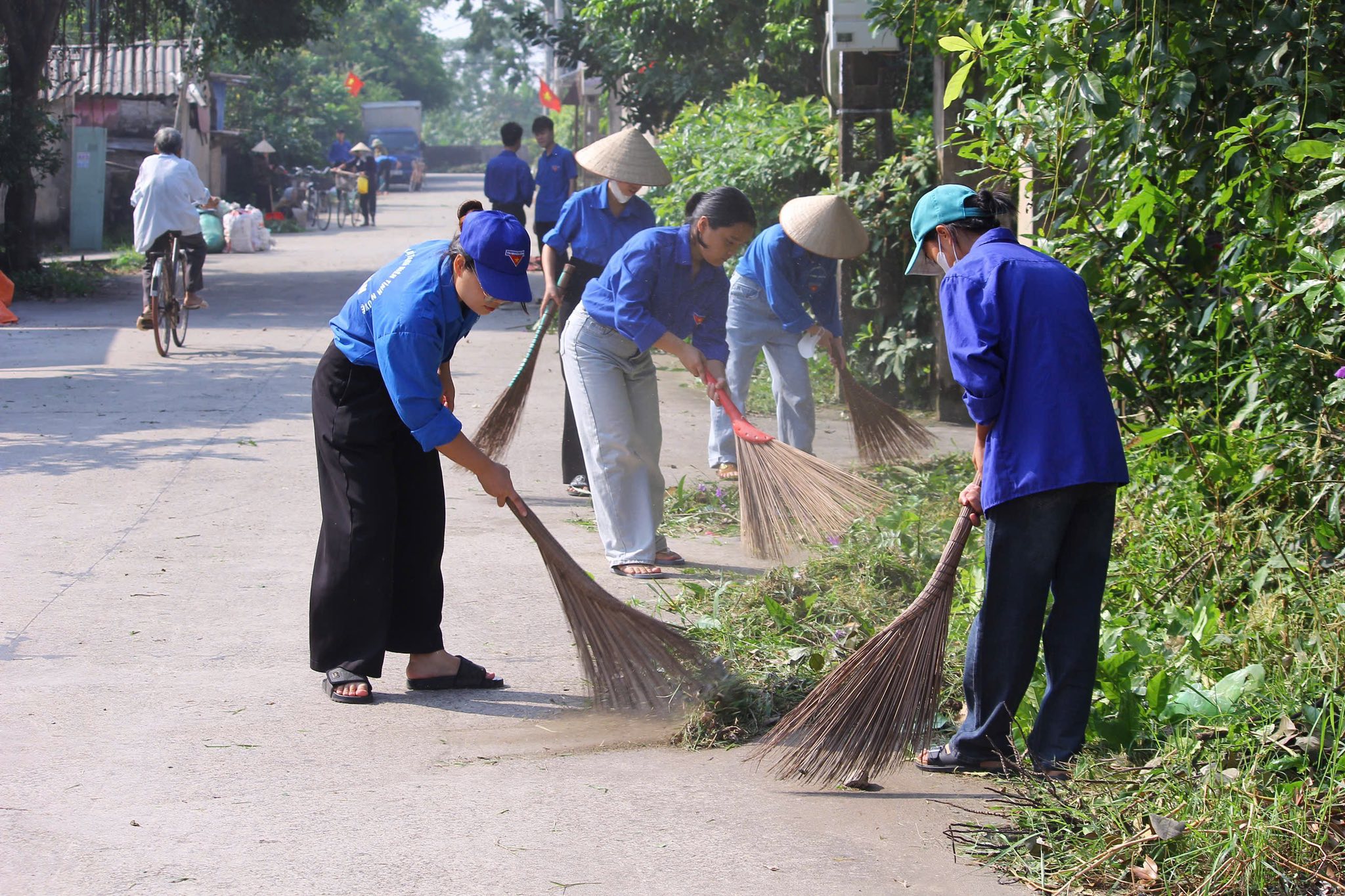 Hòa trong không khí thi đua sôi nổi lập thành tích chào mừng kỷ niệm 80 năm ngày Cách mạng Tháng Tám thành công (19/8/1945-19/8/2025) và ngày Quốc Khánh nước Cộng hoà xã hội chủ nghĩa Việt Nam (02/9/1945-02/9/2025).